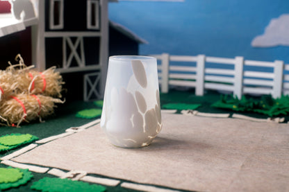 Grey and White Thoroughbred Tumblers